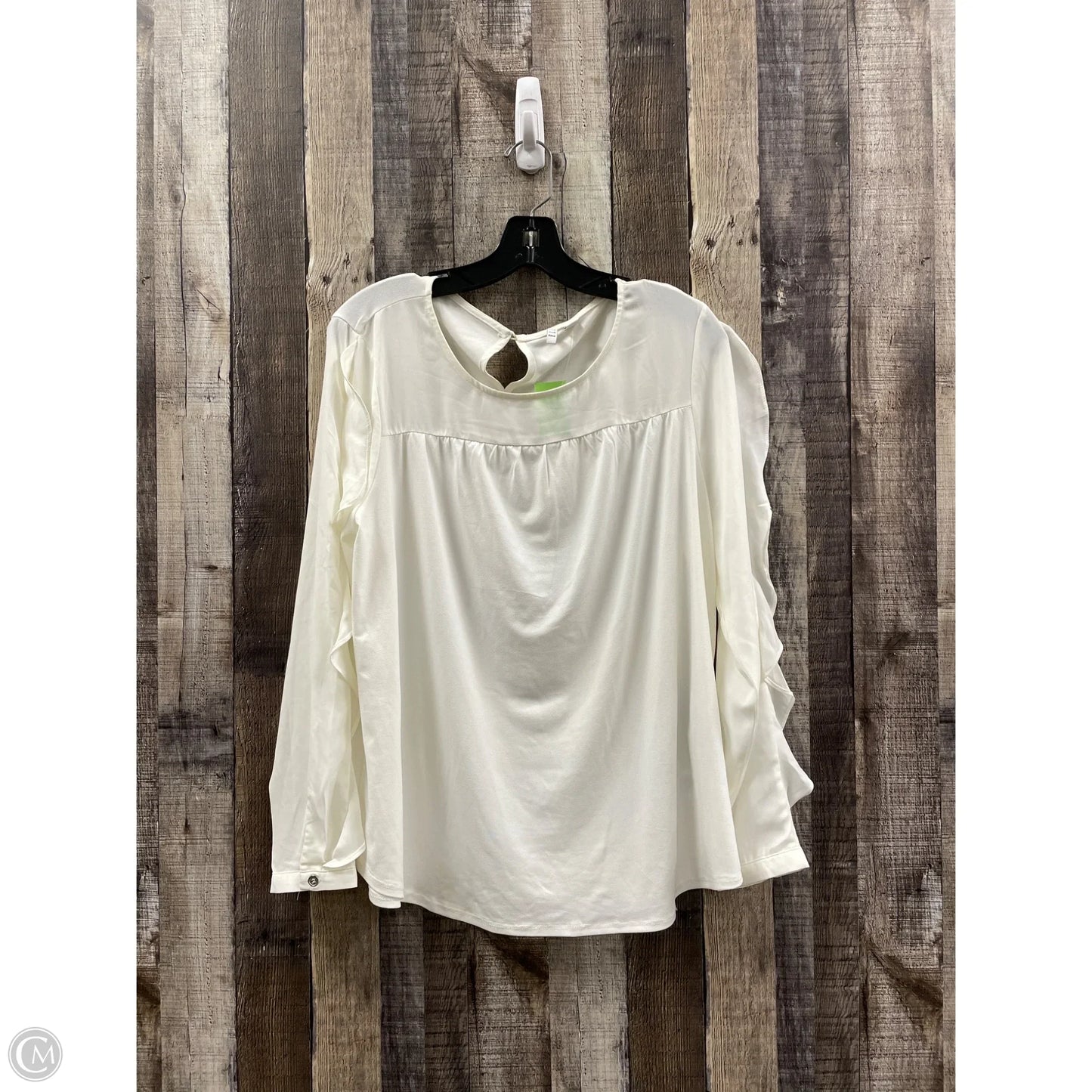 Top Long Sleeve By Elle In White, Size: L