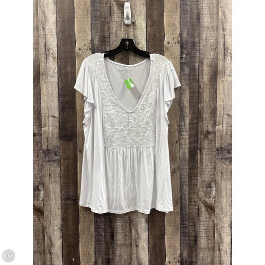 Top Short Sleeve By Torrid In White, Size: 2x
