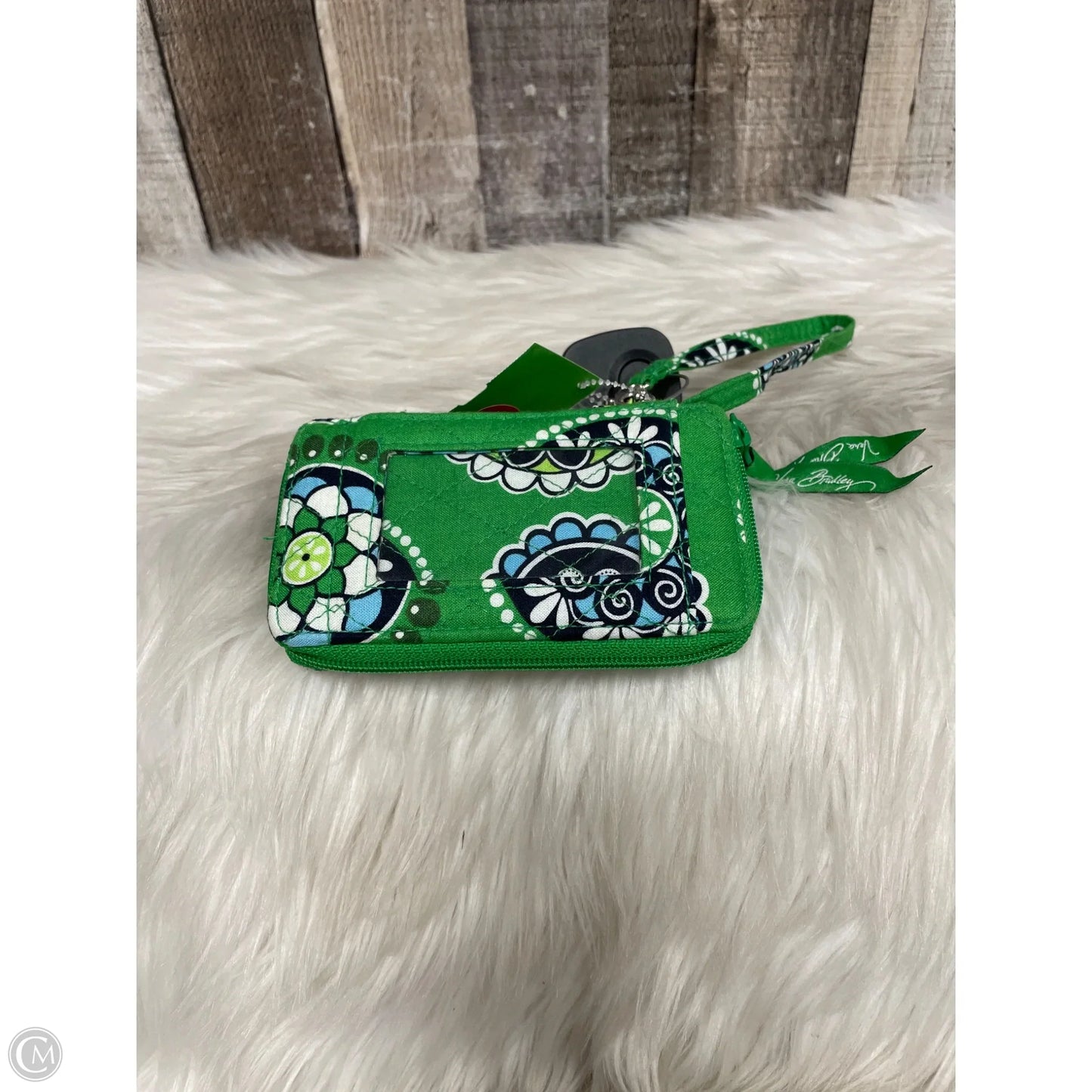 Wristlet By Vera Bradley, Size: Small