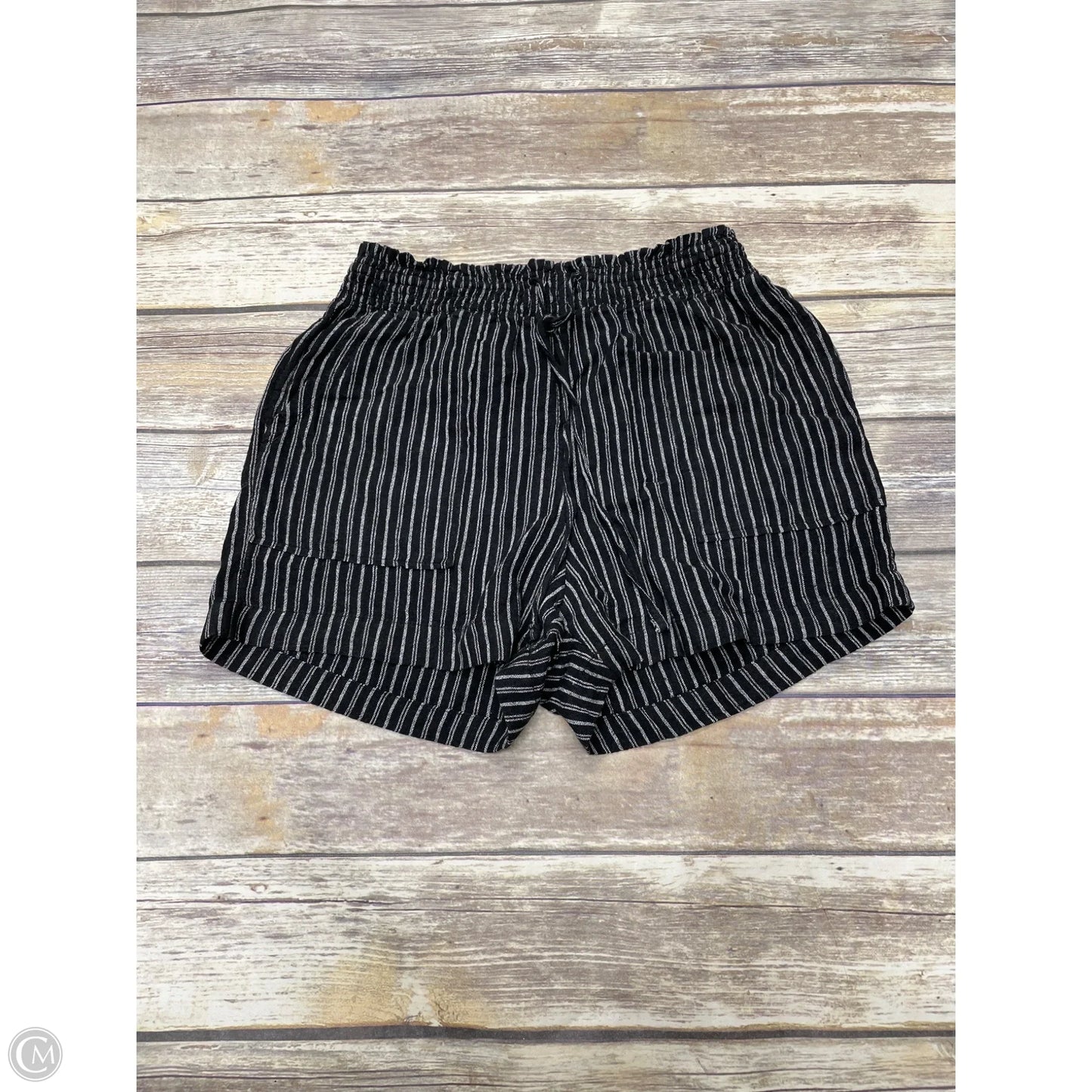 Shorts By Time And Tru In Striped Pattern, Size: M