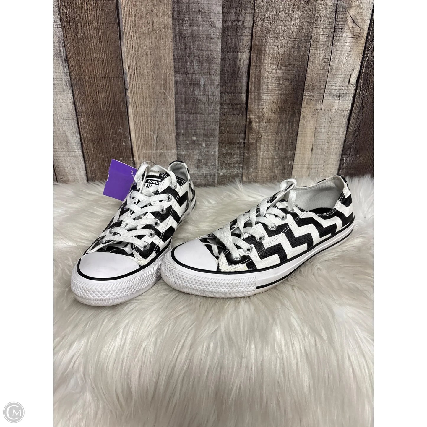Shoes Athletic By Converse In Black & White, Size: 8