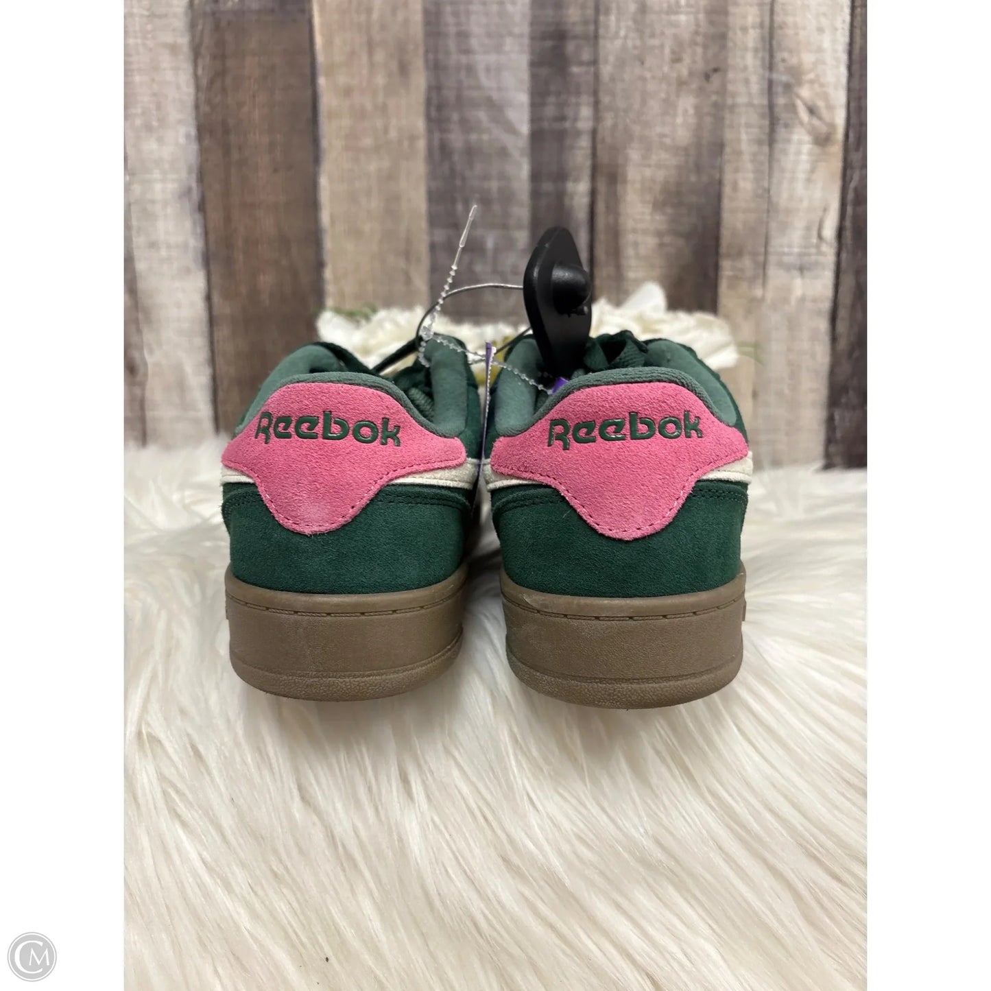 Shoes Athletic By Reebok In Green, Size: 8