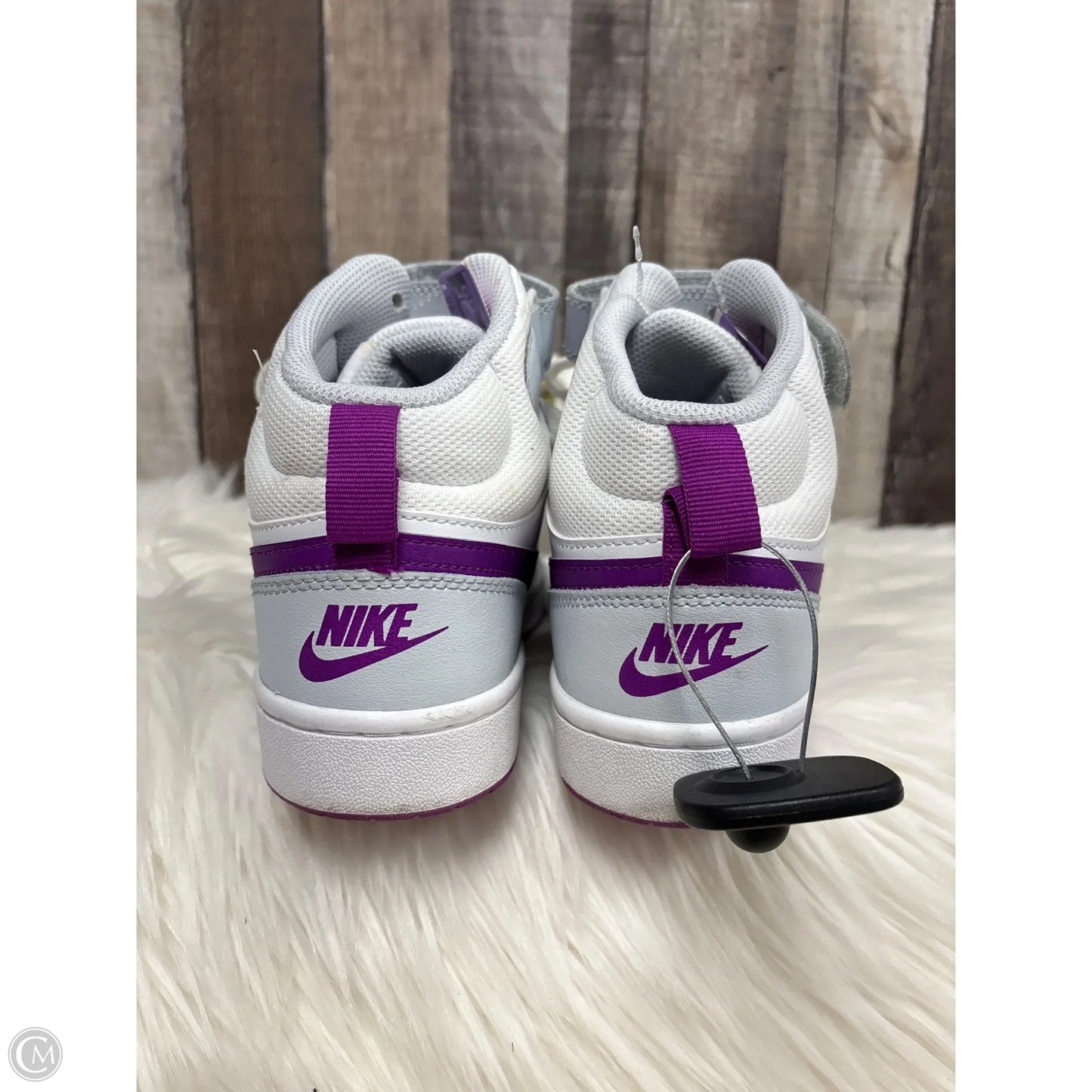 Shoes Athletic By Nike In White, Size: 7.5