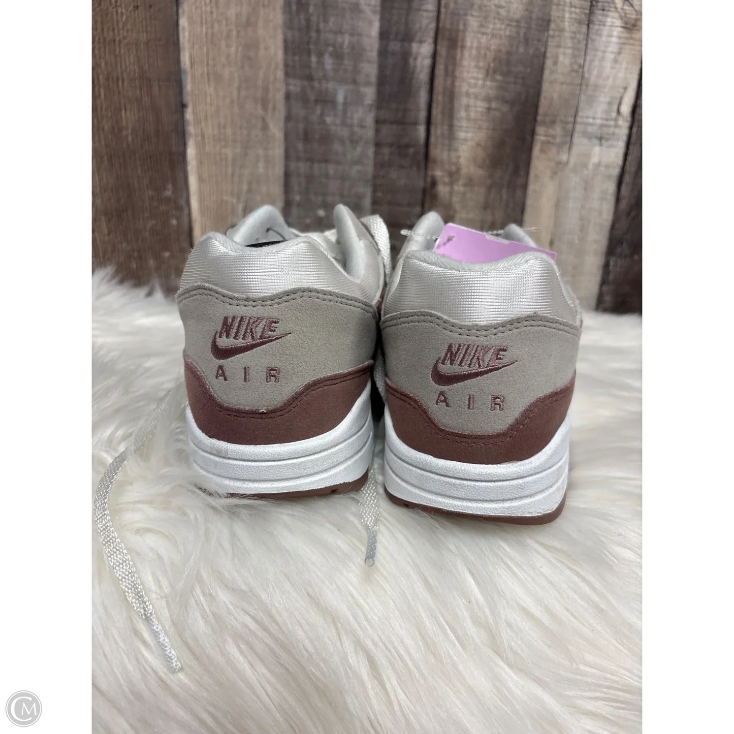 Shoes Athletic By Nike In Tan, Size: 10