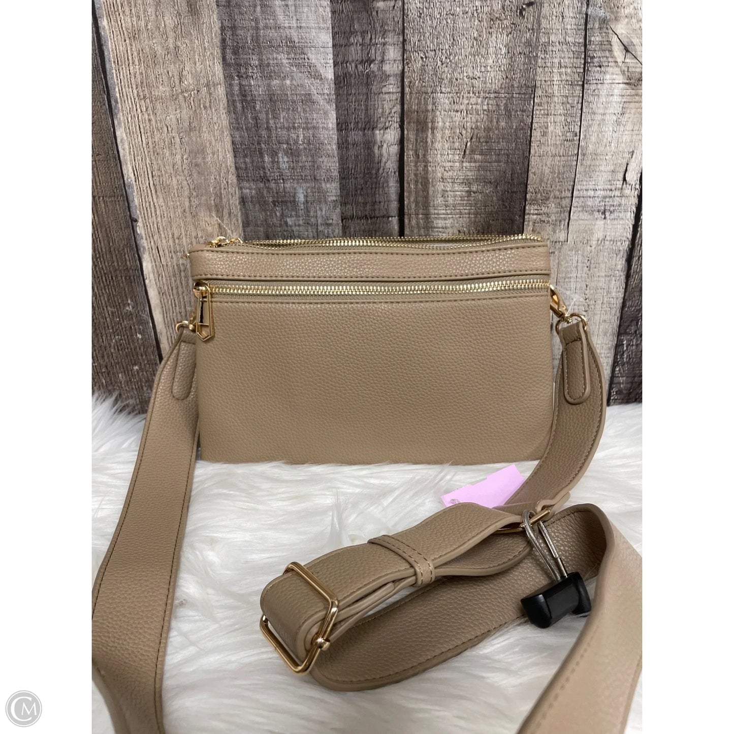 Crossbody By Cme, Size: Small