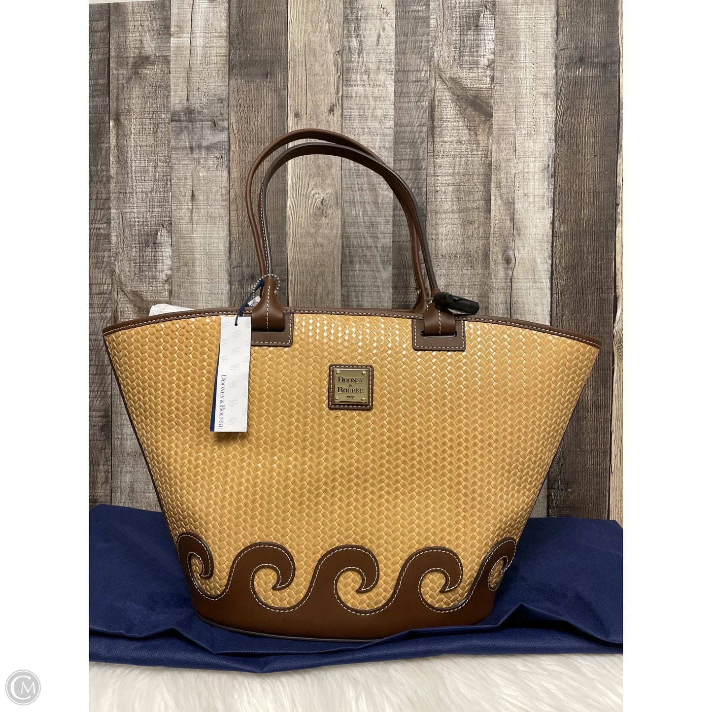 Tote Designer By Dooney And Bourke, Size: Large