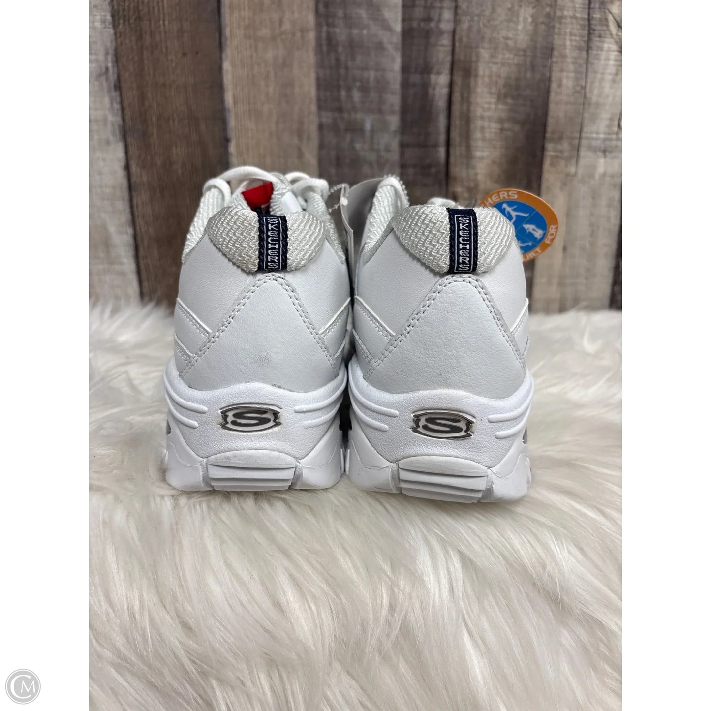 Shoes Athletic By Skechers In White, Size: 10
