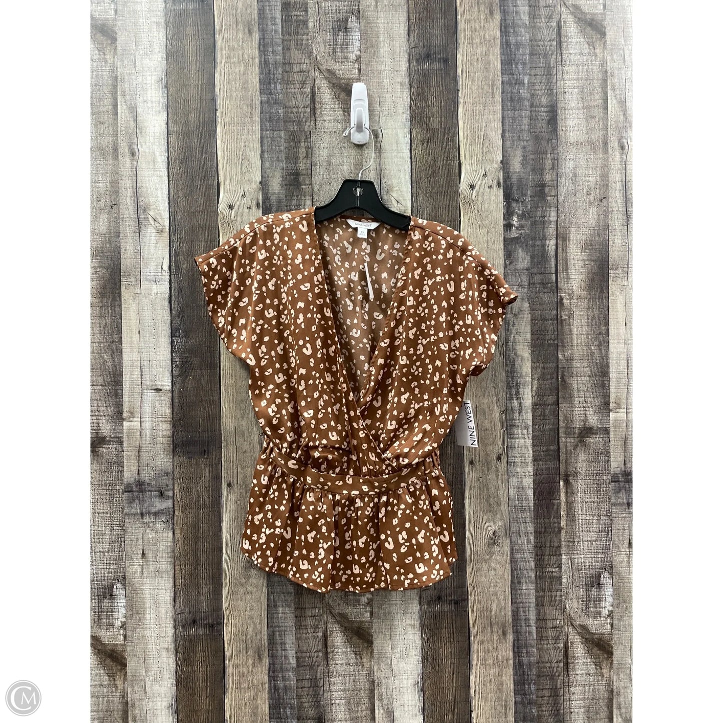 Top Short Sleeve By Nine West In Animal Print, Size: Xs