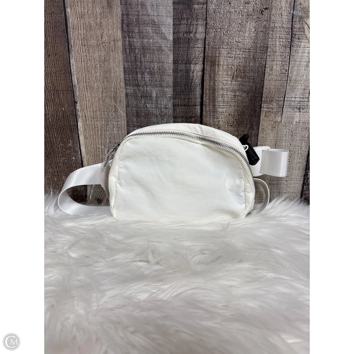 Belt Bag By Cmf, Size: Small