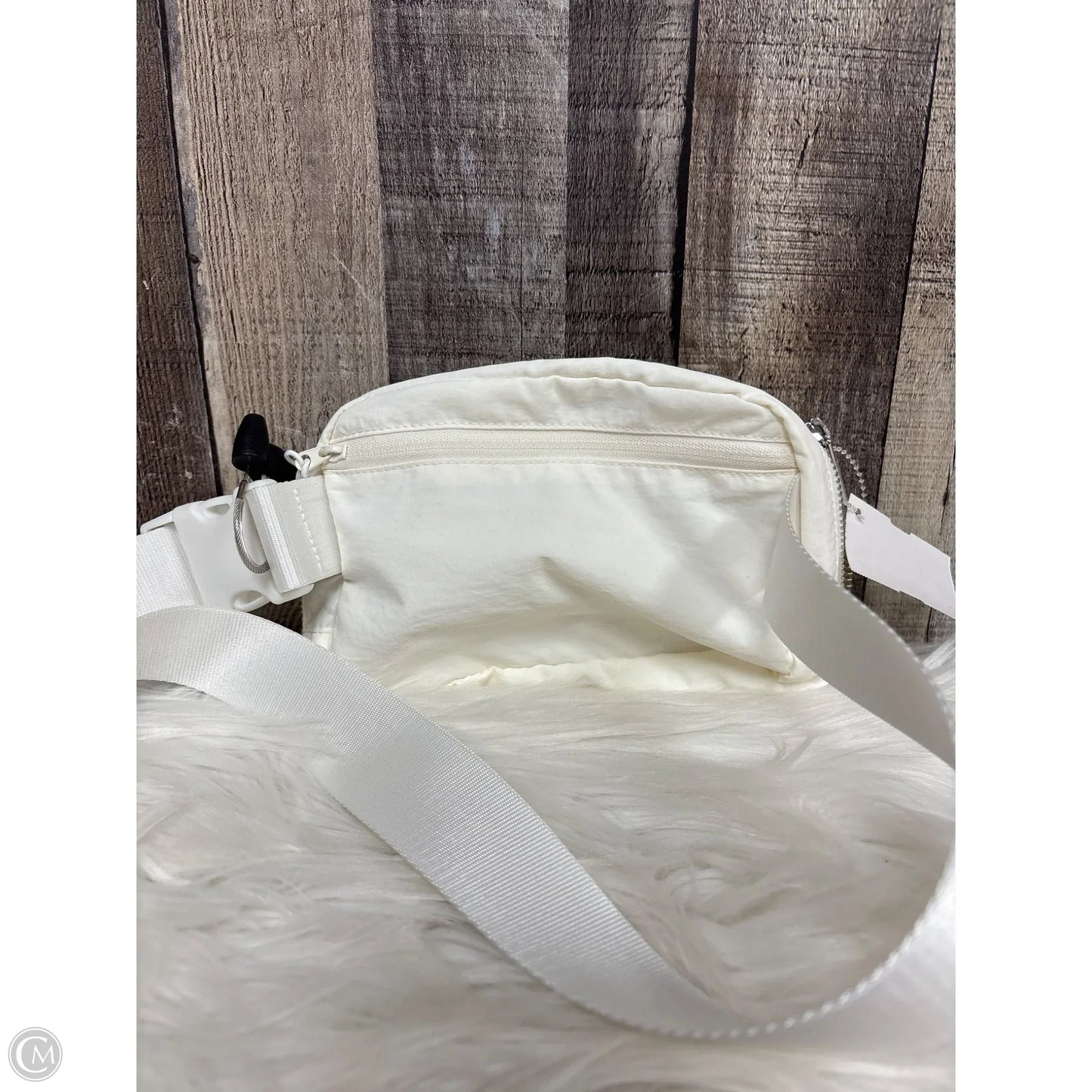 Belt Bag By Cmf, Size: Small