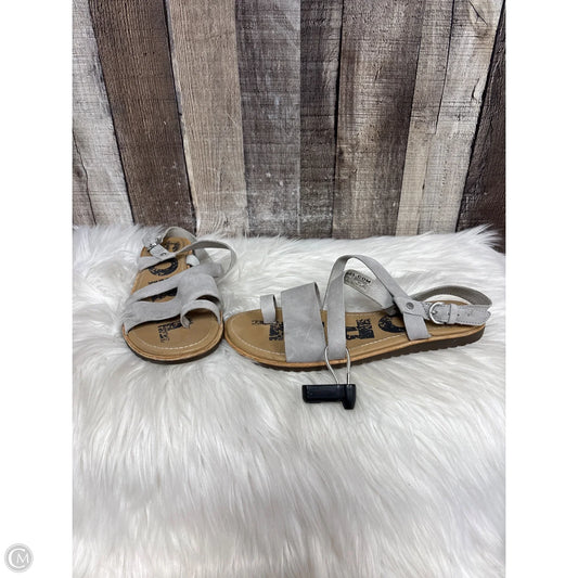 Sandals Flats By Sorel In Grey, Size: 7
