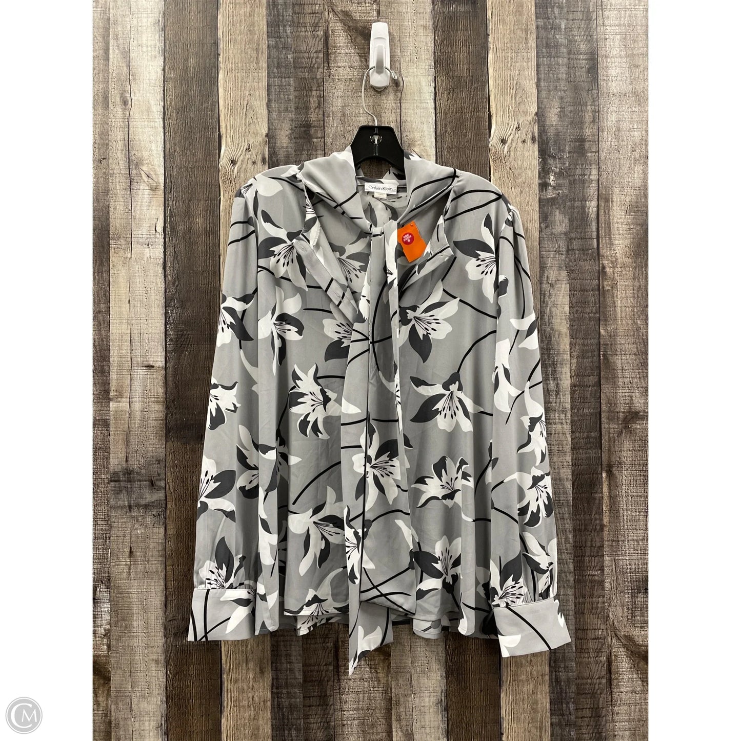 Top Long Sleeve By Calvin Klein In Grey, Size: L