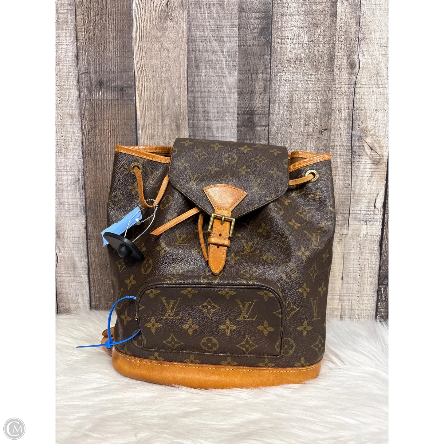 Backpack Luxury Designer By Louis Vuitton, Size: Medium