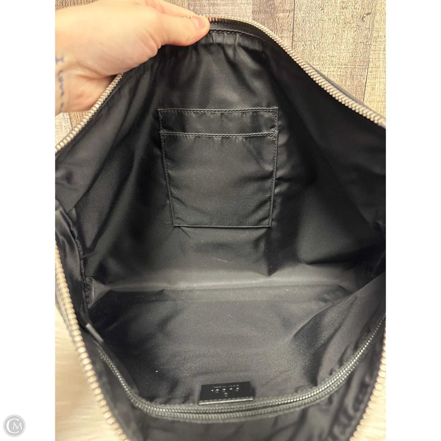 Crossbody Luxury Designer By Gucci, Size: Large