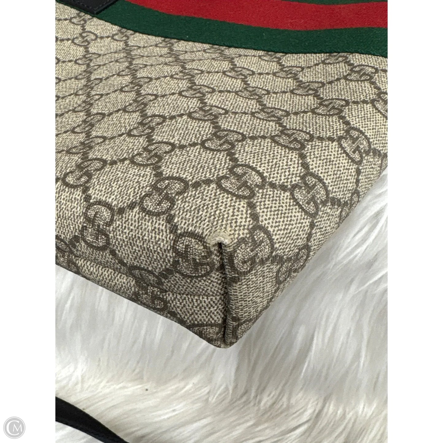 Crossbody Luxury Designer By Gucci, Size: Large