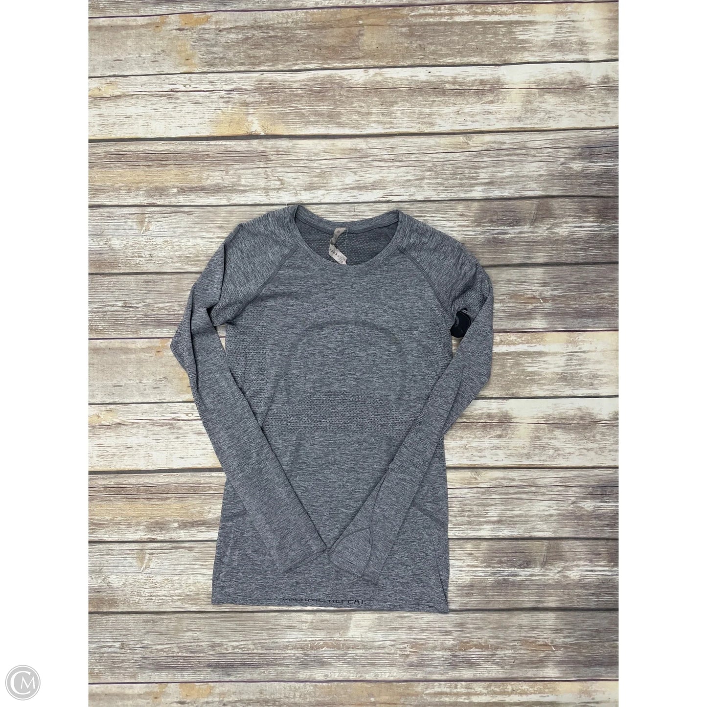 Athletic Top Long Sleeve Crewneck By Lululemon In Grey, Size: 6