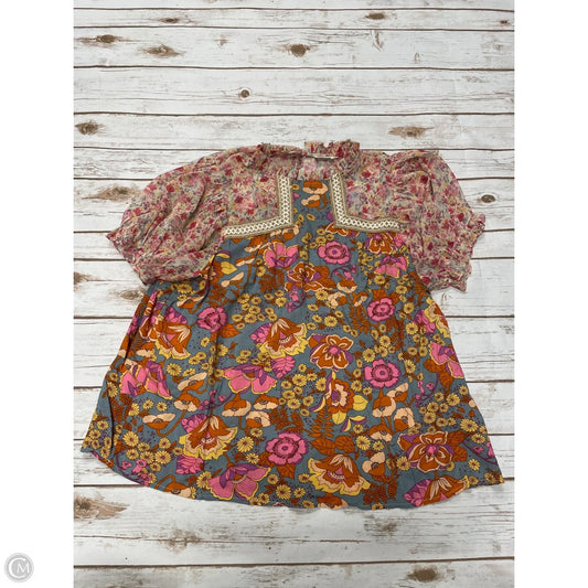 Top Short Sleeve By Cme In Multi-colored, Size: M