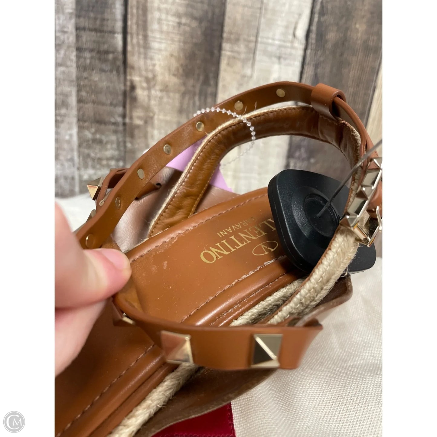 Sandals Luxury Designer By Valentino-garavani In Brown, Size: 9