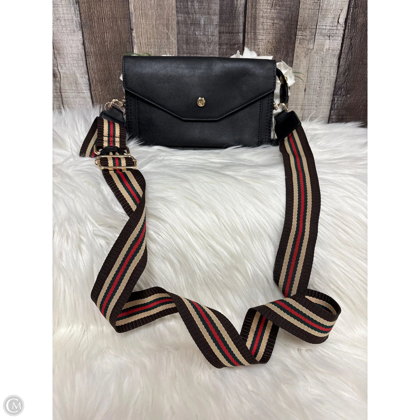 Crossbody By Cmf, Size: Small