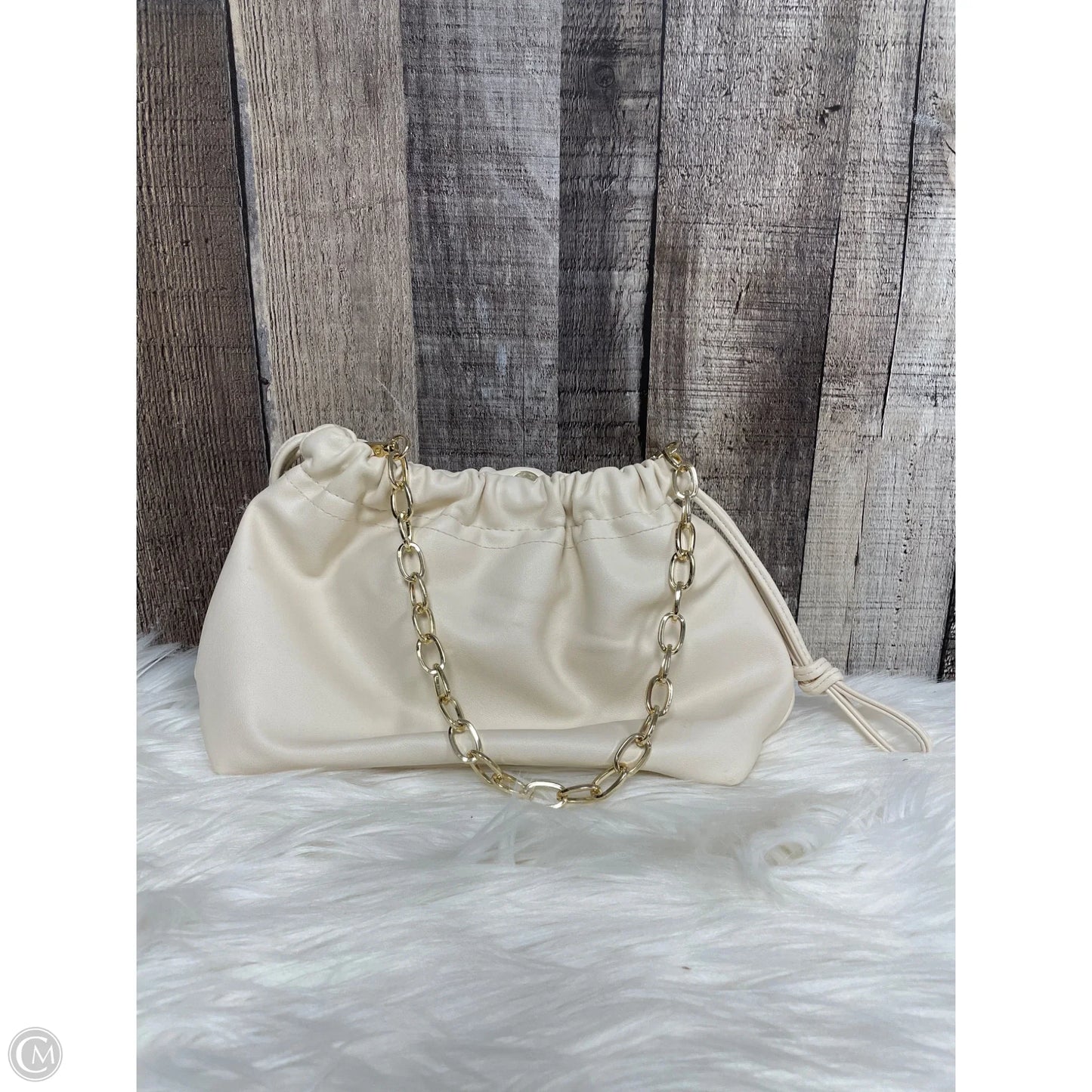 Handbag By Universal Thread, Size: Small