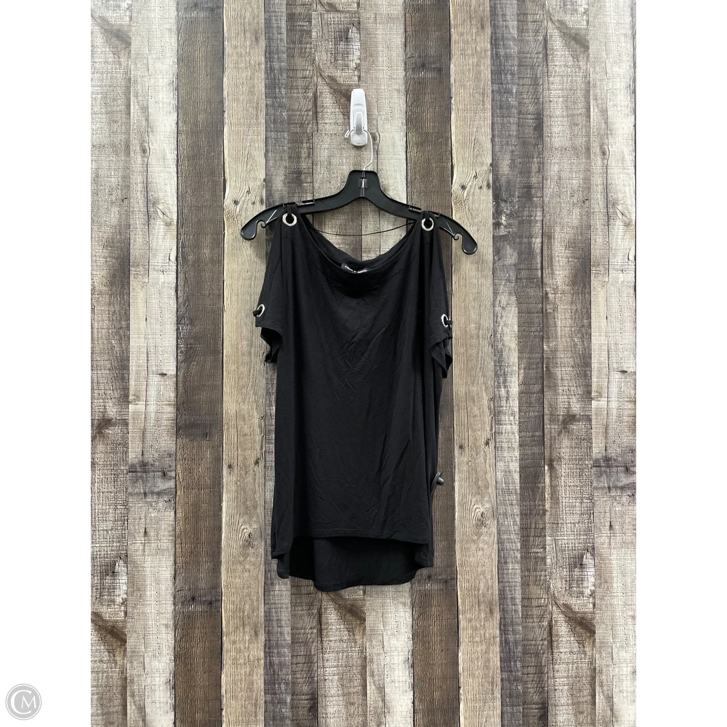 Top Short Sleeve By Cable And Gauge In Black, Size: L