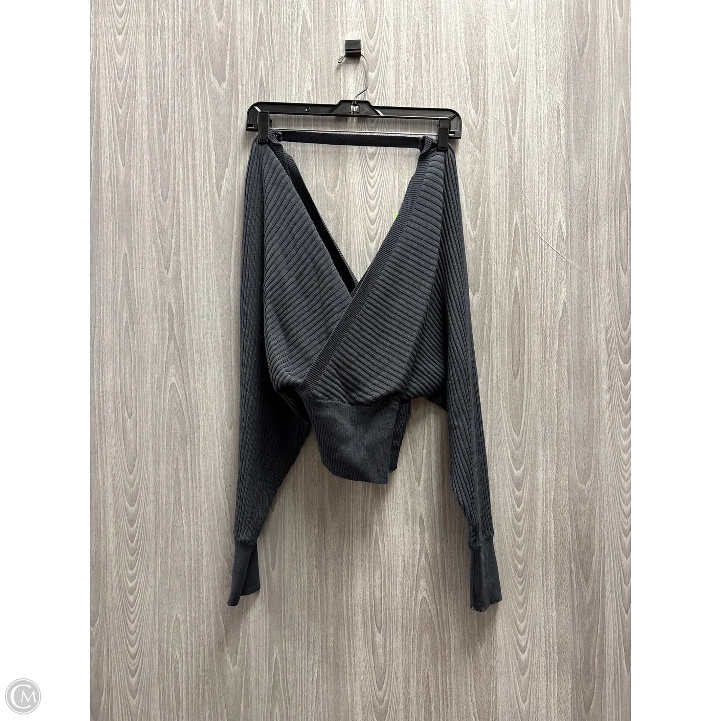 Top Long Sleeve By Cme In Green, Size: M