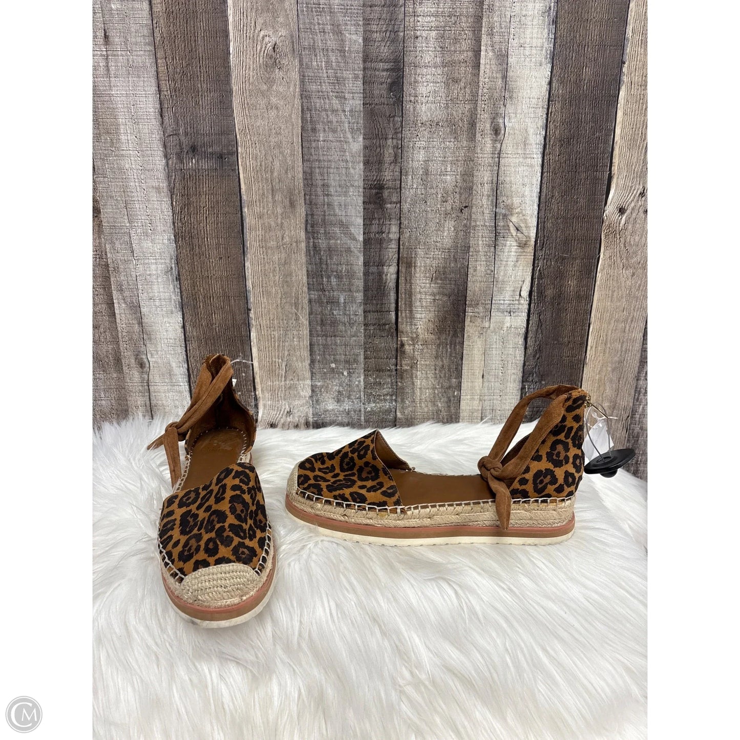 Sandals Flats By Vince Camuto In Animal Print, Size: 10