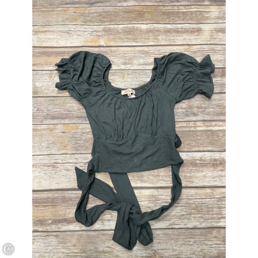 Top Short Sleeve By Listicle In Green, Size: S