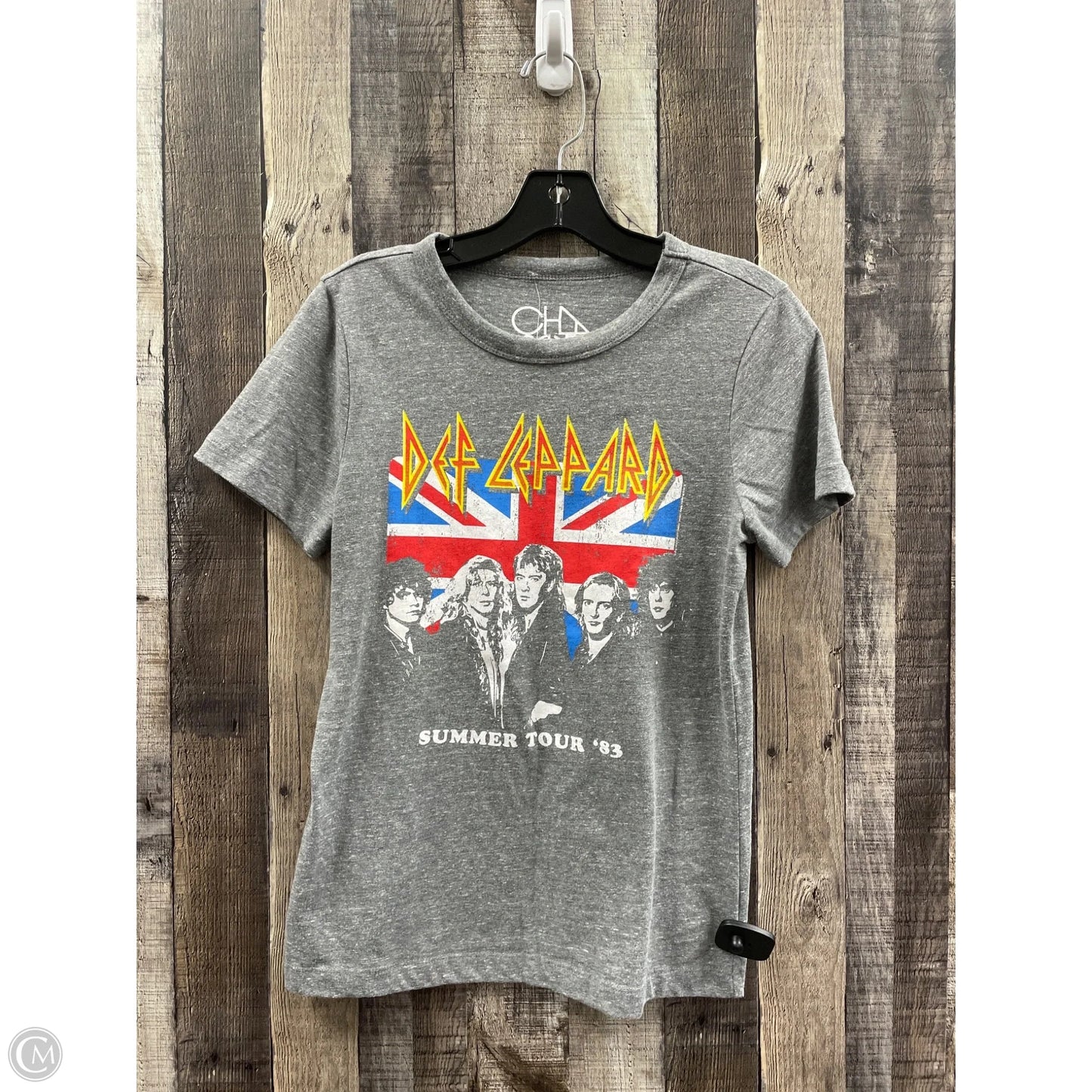 Top Short Sleeve By Chaser In Grey, Size: M