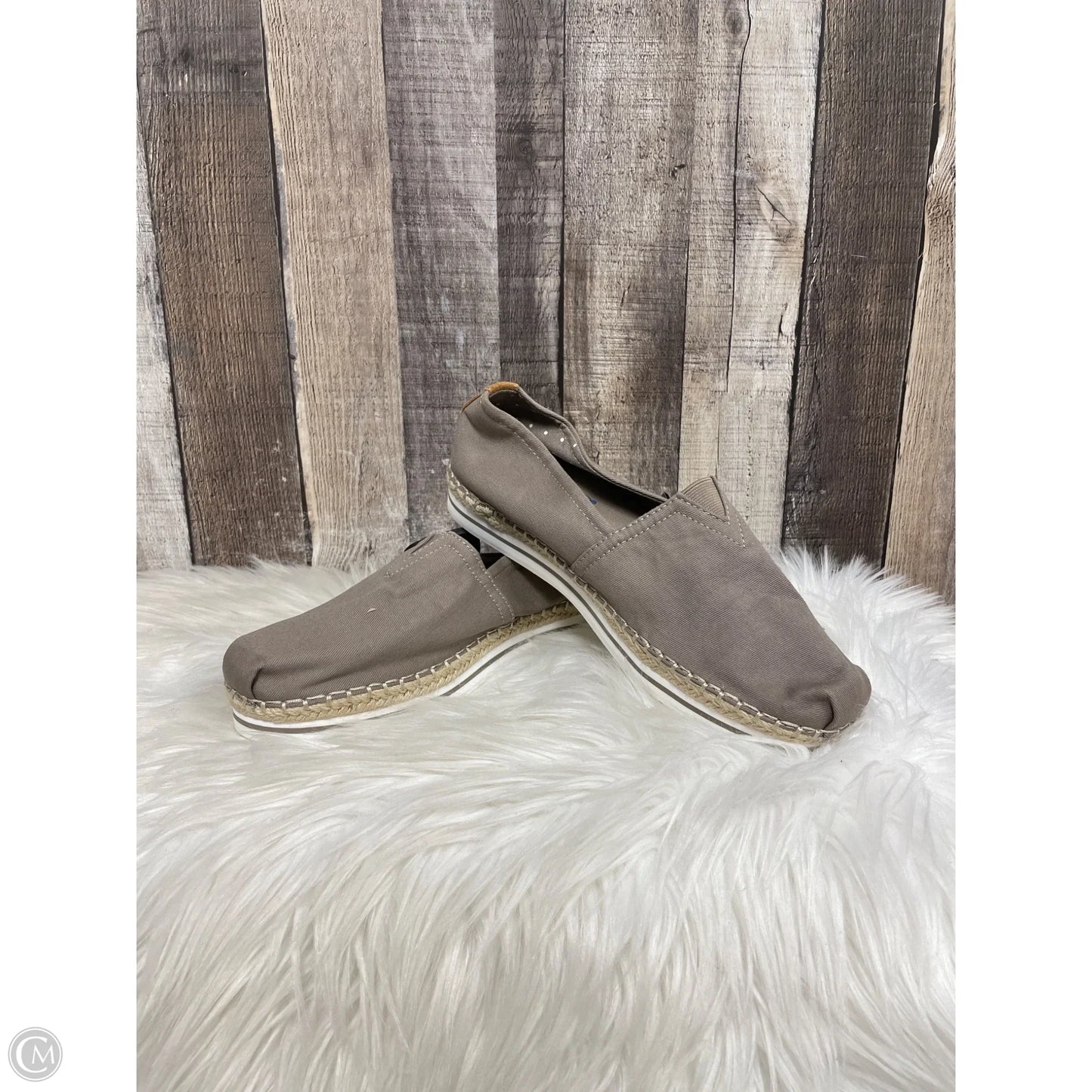 Shoes Flats By Bobs In Taupe, Size: 9