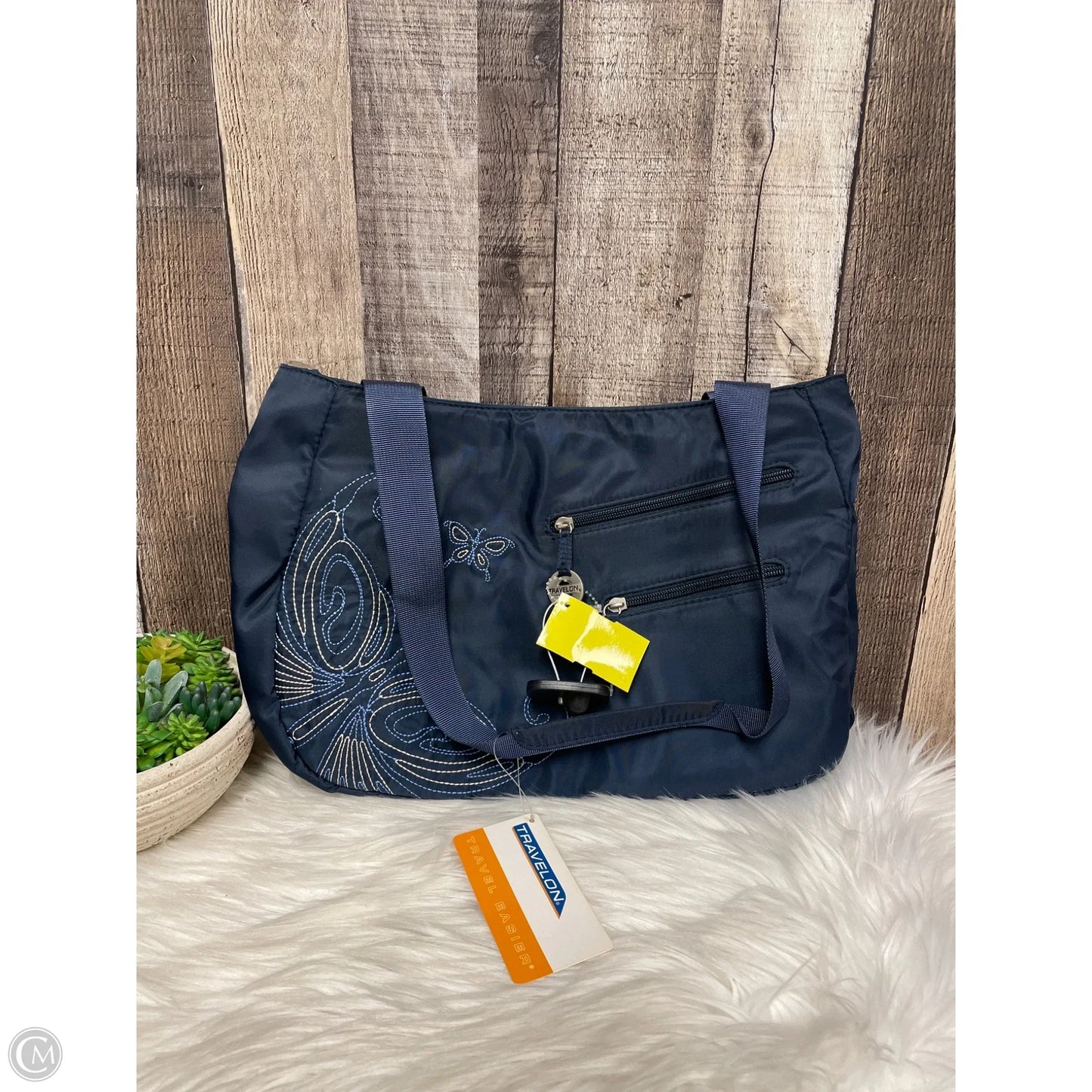 Crossbody By Travelon, Size: Large