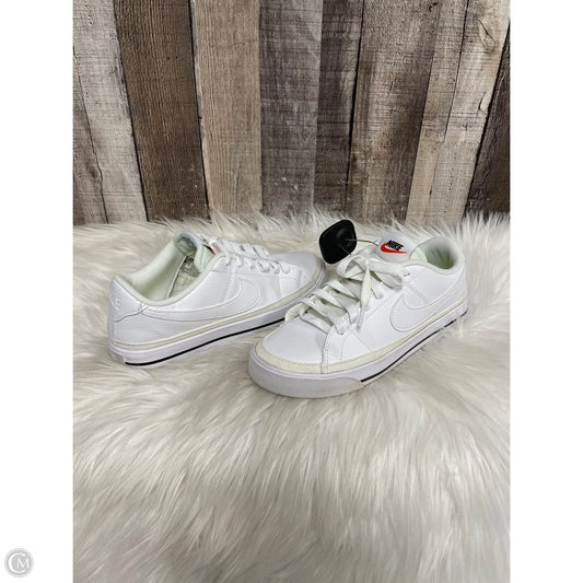 Shoes Athletic By Nike In White, Size: 7