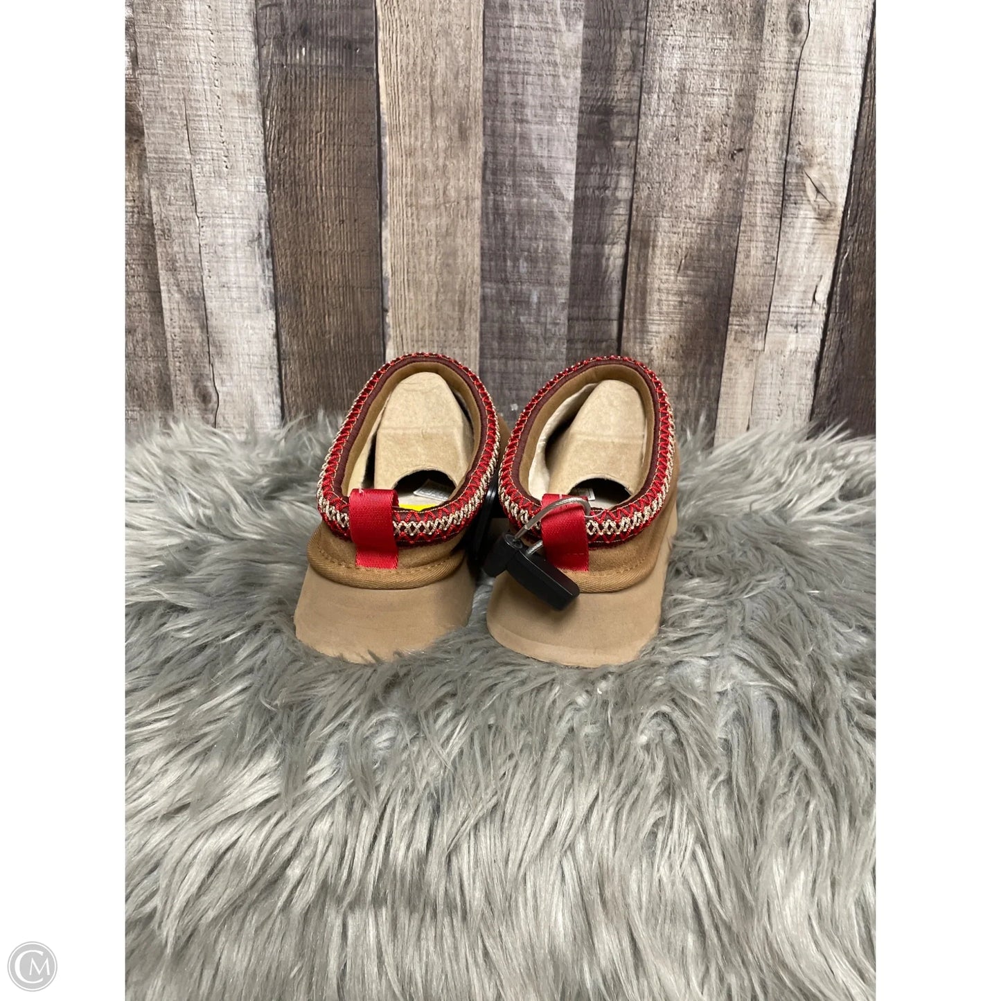 Shoes Designer By Ugg In Brown, Size: 10