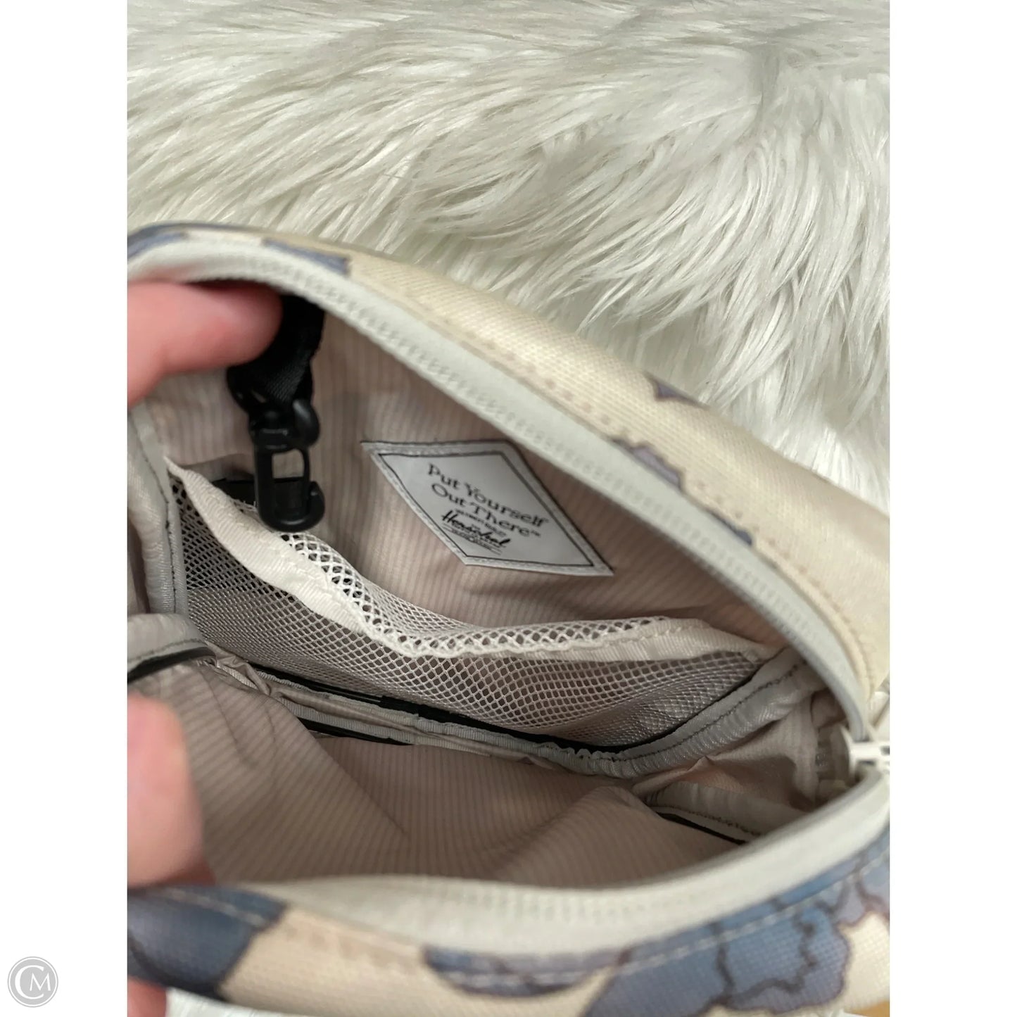 Crossbody By Herschel, Size: Medium