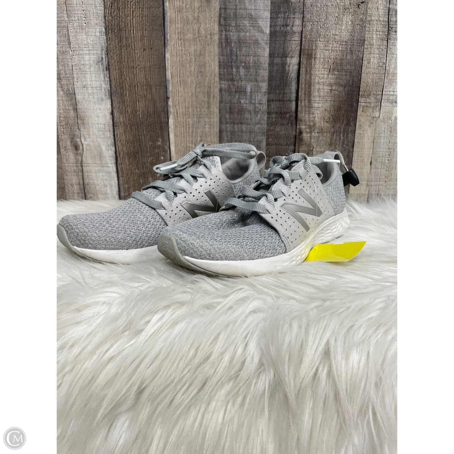 Shoes Athletic By New Balance In Grey, Size: 7.5