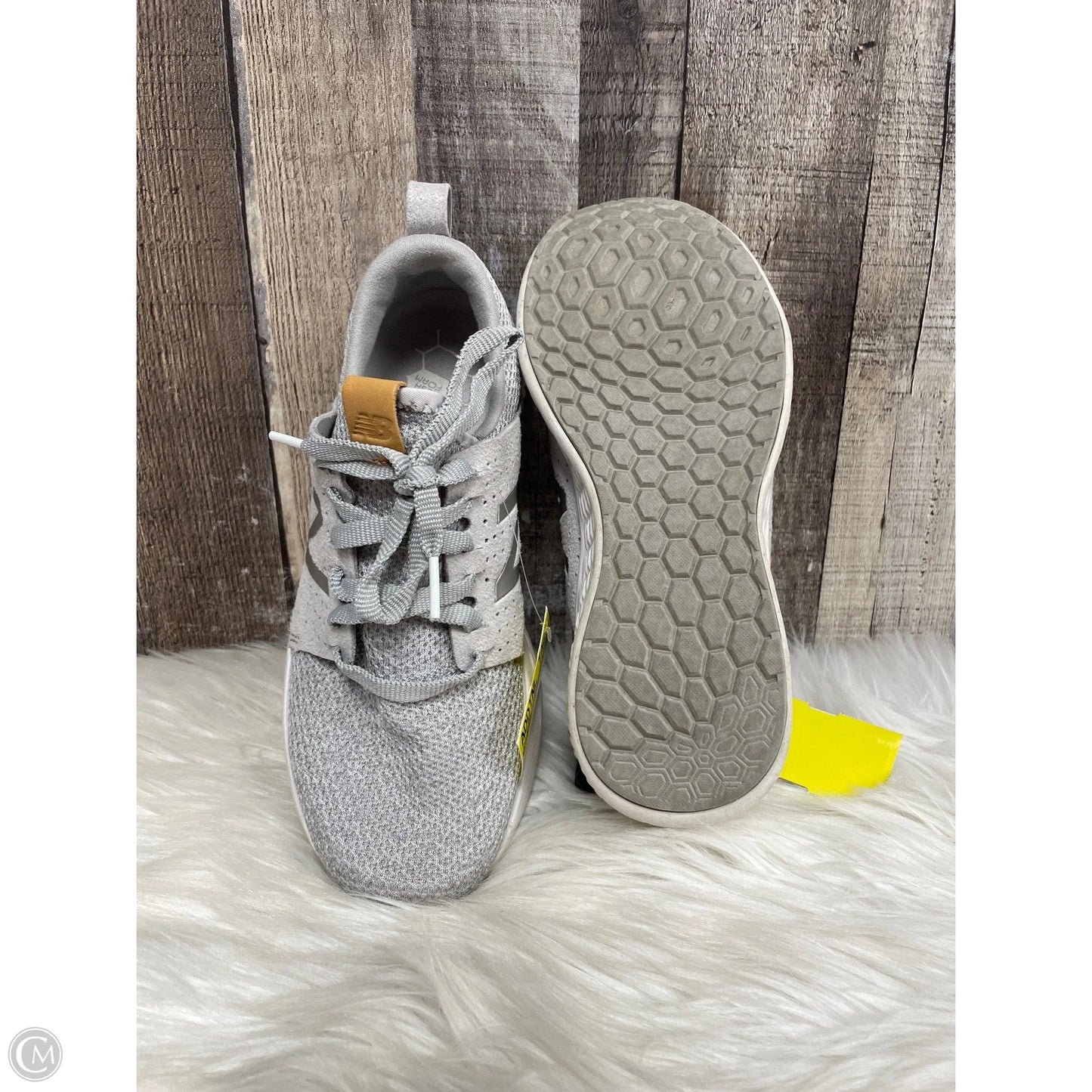 Shoes Athletic By New Balance In Grey, Size: 7.5