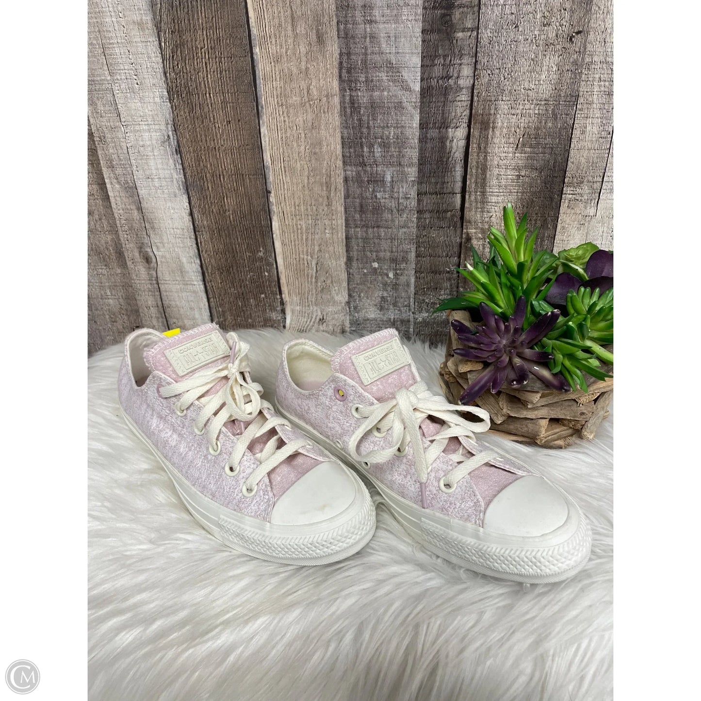 Shoes Sneakers By Converse In Pink, Size: 9