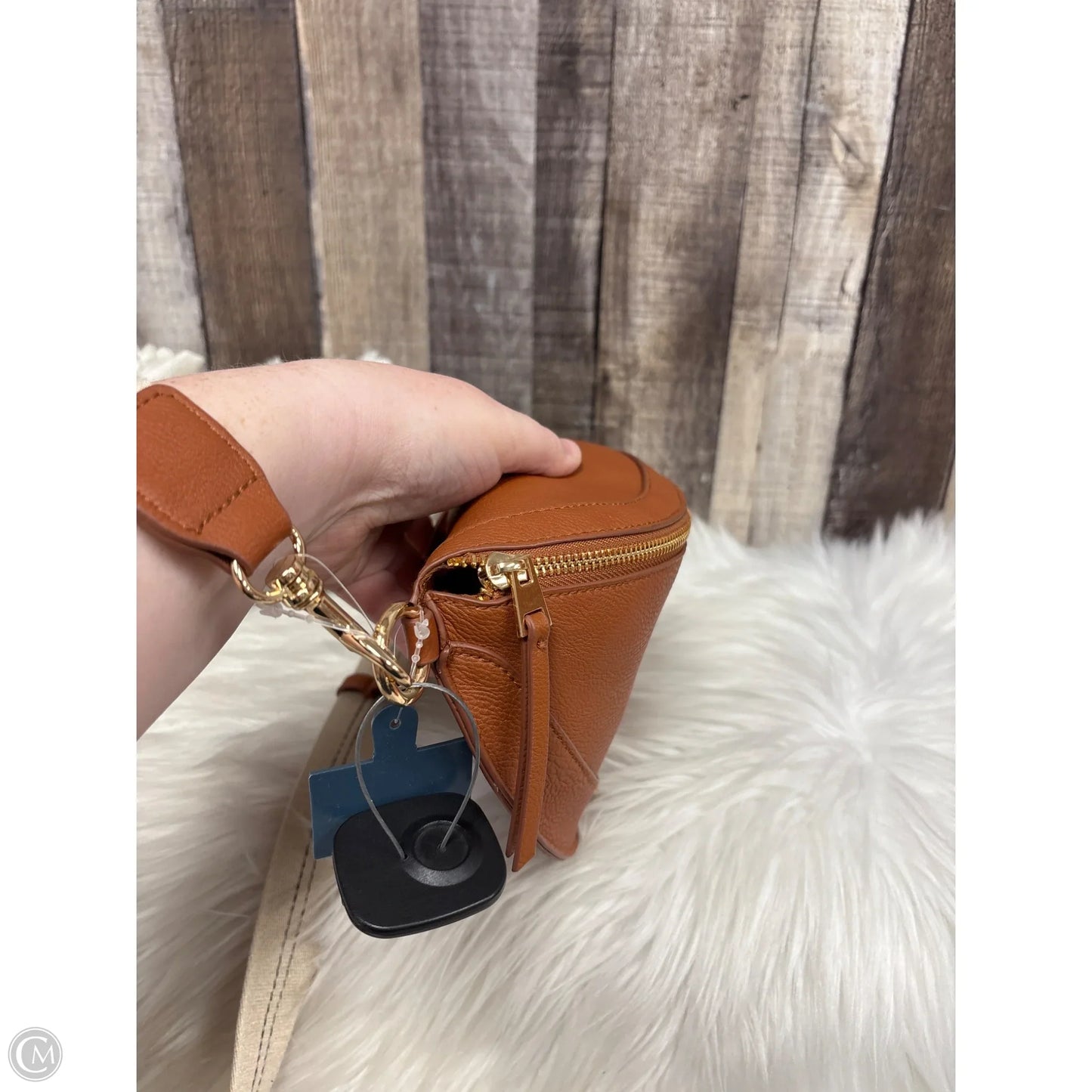 Belt Bag By Universal Thread, Size: Large