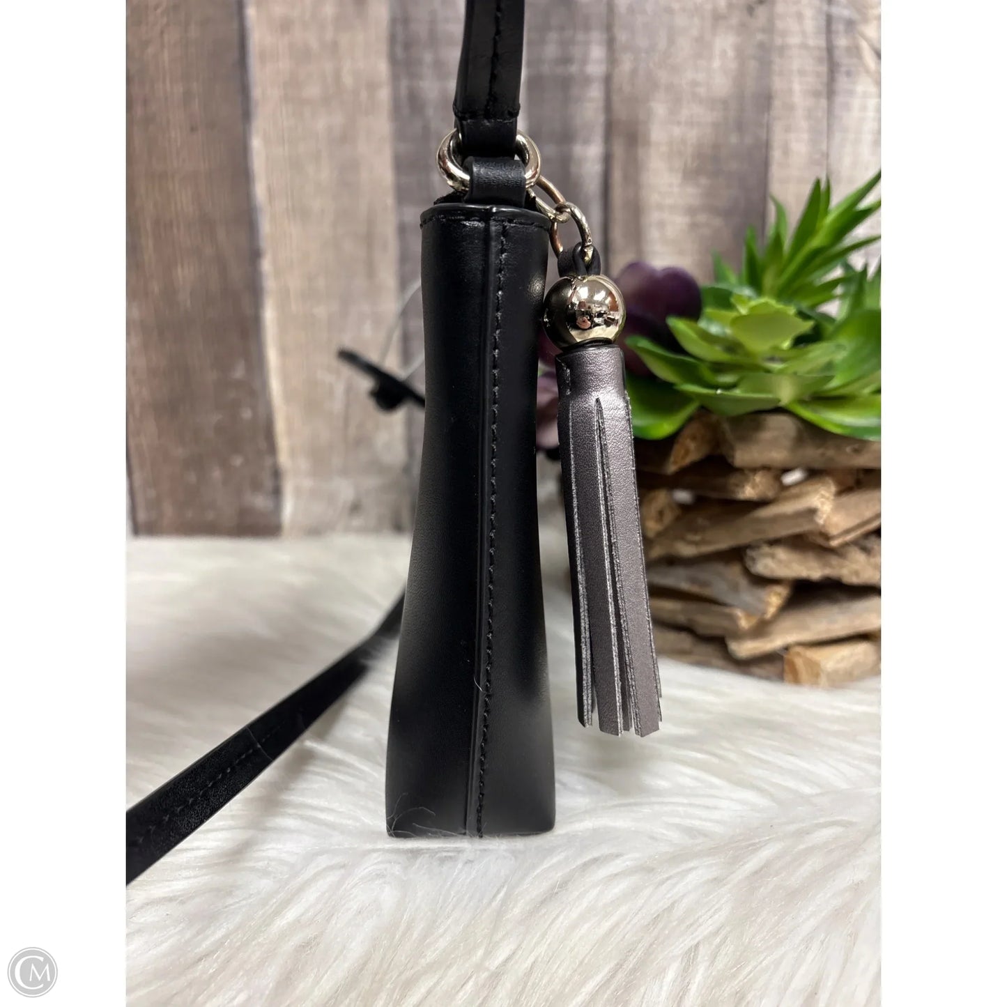 Crossbody Designer By Kate Spade, Size: Medium