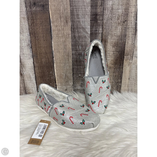 Shoes Flats By Toms In Silver, Size: 7.5