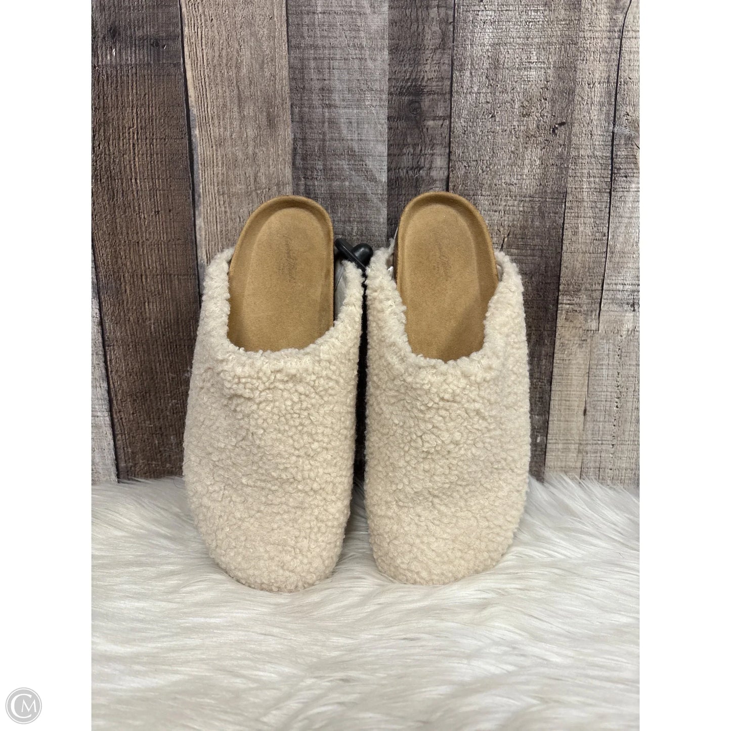 Shoes Flats By Universal Thread In Ivory, Size: 9