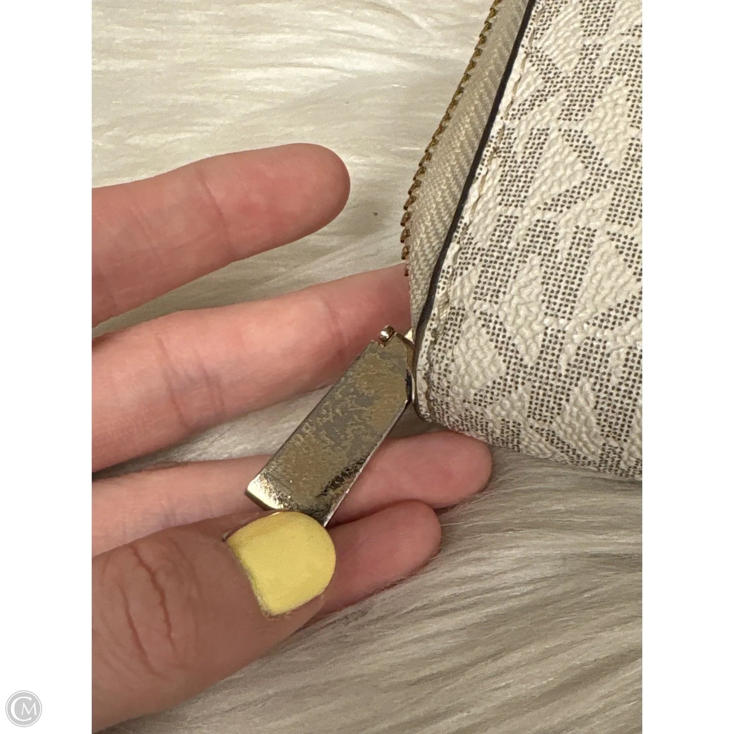 Wristlet Designer By Michael Kors, Size: Large