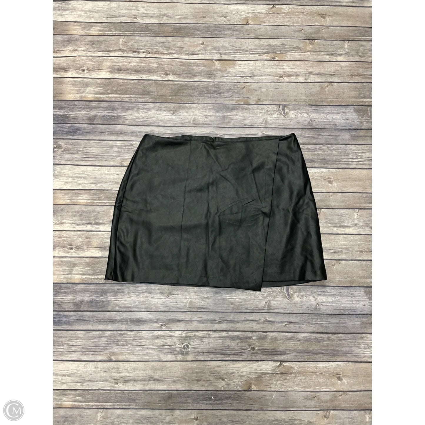Skirt Mini & Short By Old Navy In Black, Size: Xl