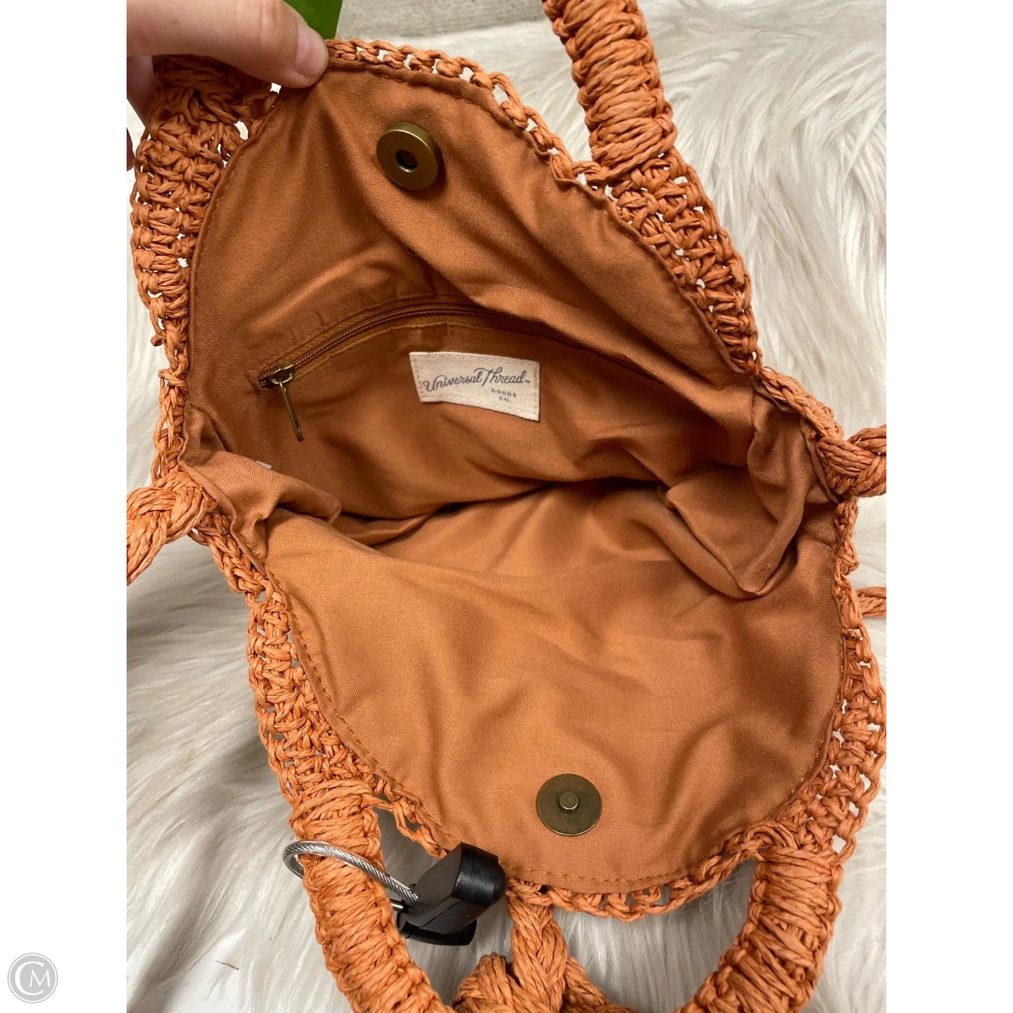 Crossbody By Universal Thread, Size: Medium