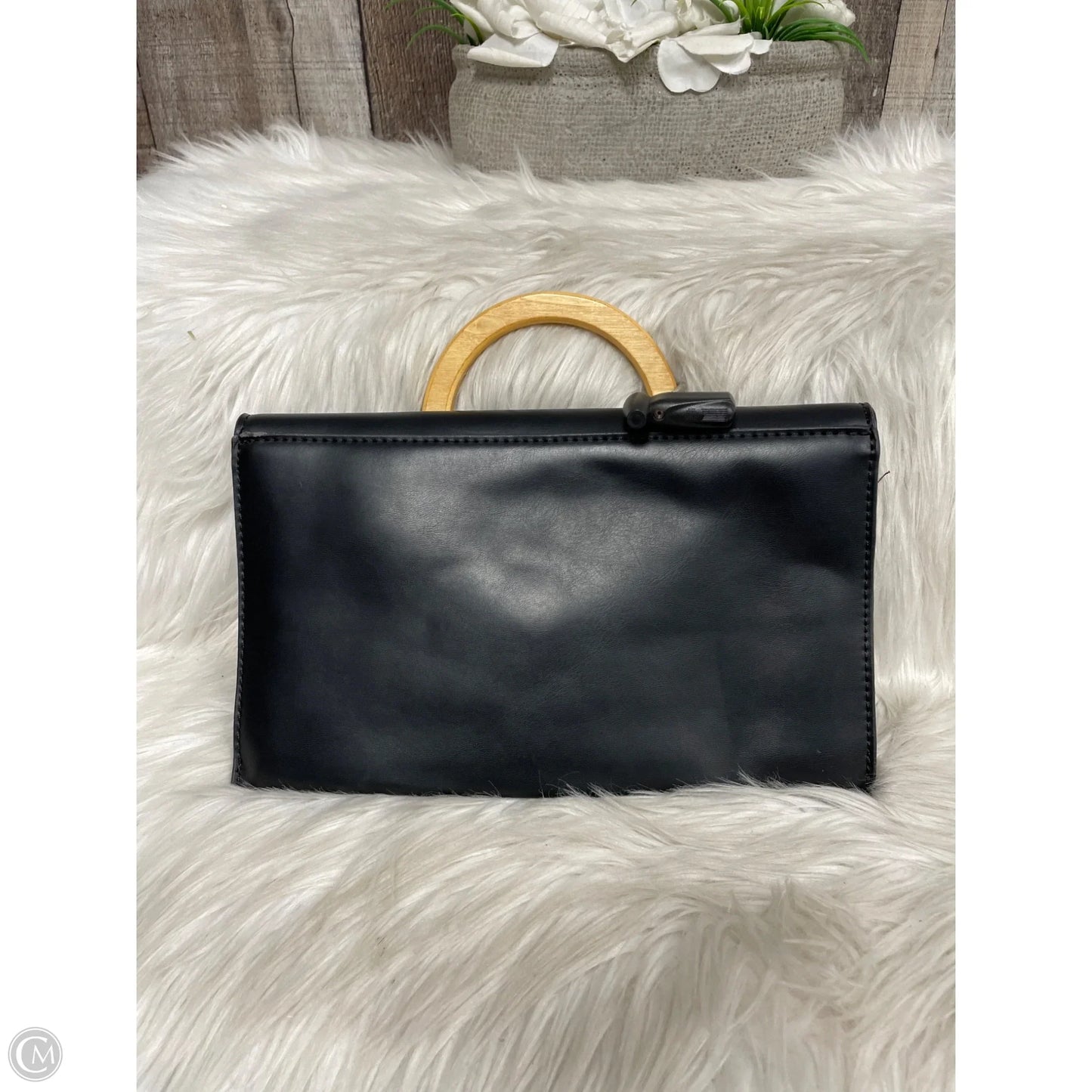 Handbag By Cmf, Size: Medium