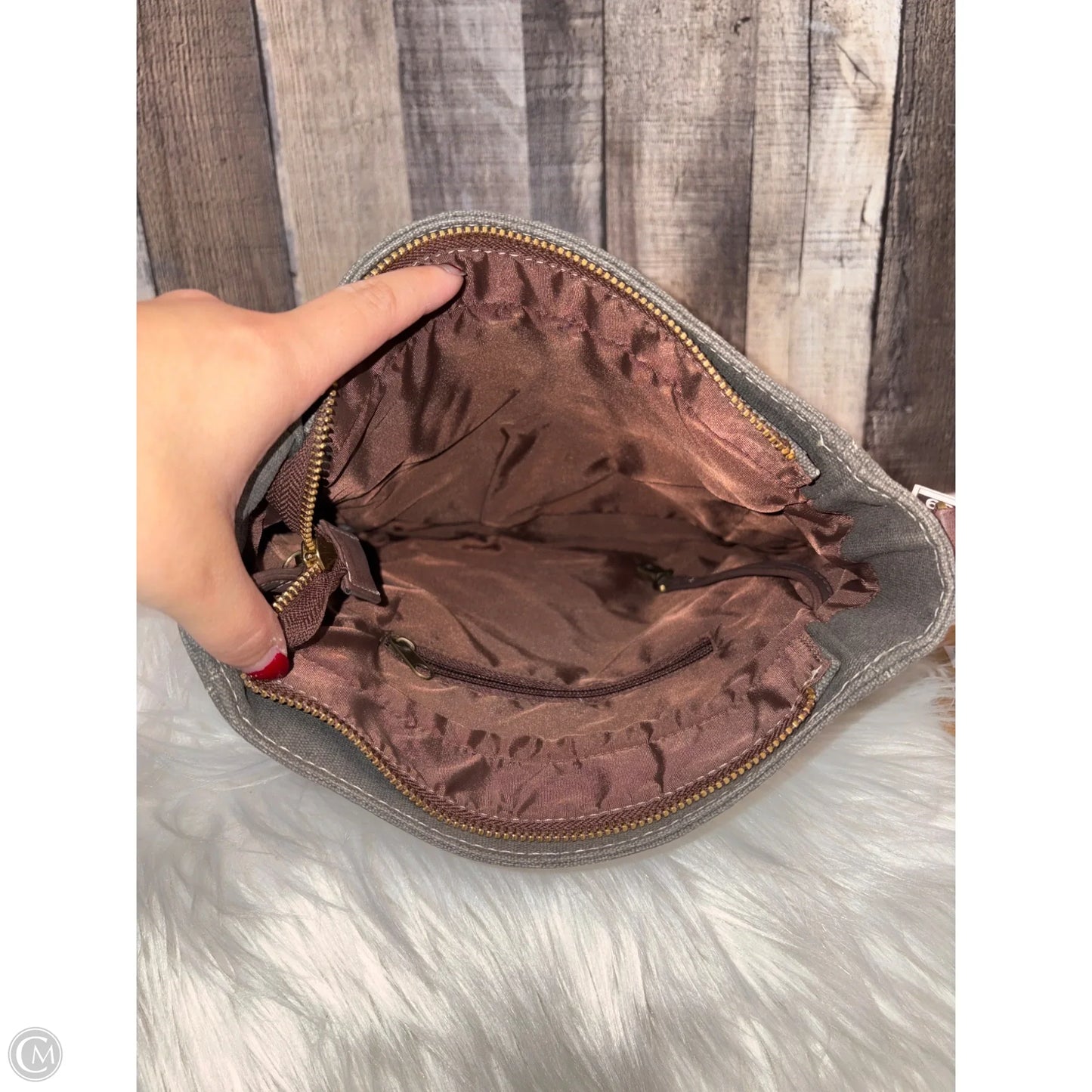 Crossbody By Cmc, Size: Medium