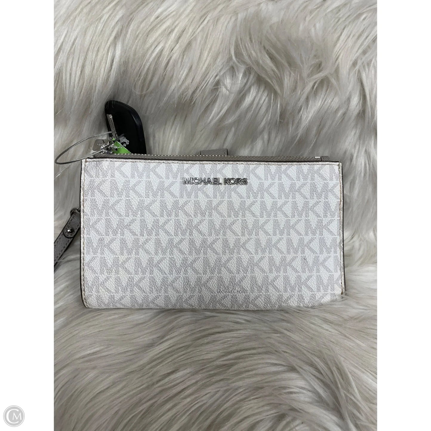 Wristlet Designer By Michael Kors, Size: Medium