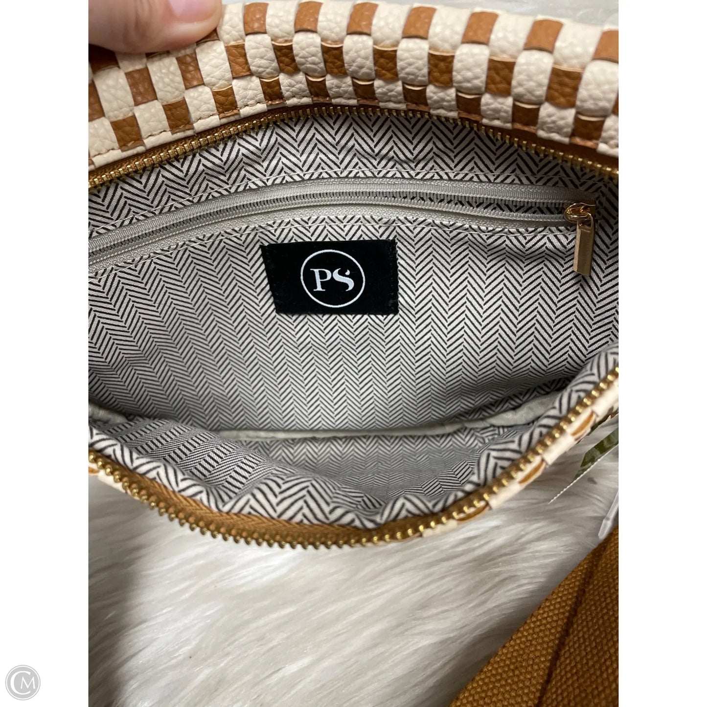 Crossbody By Cme, Size: Medium