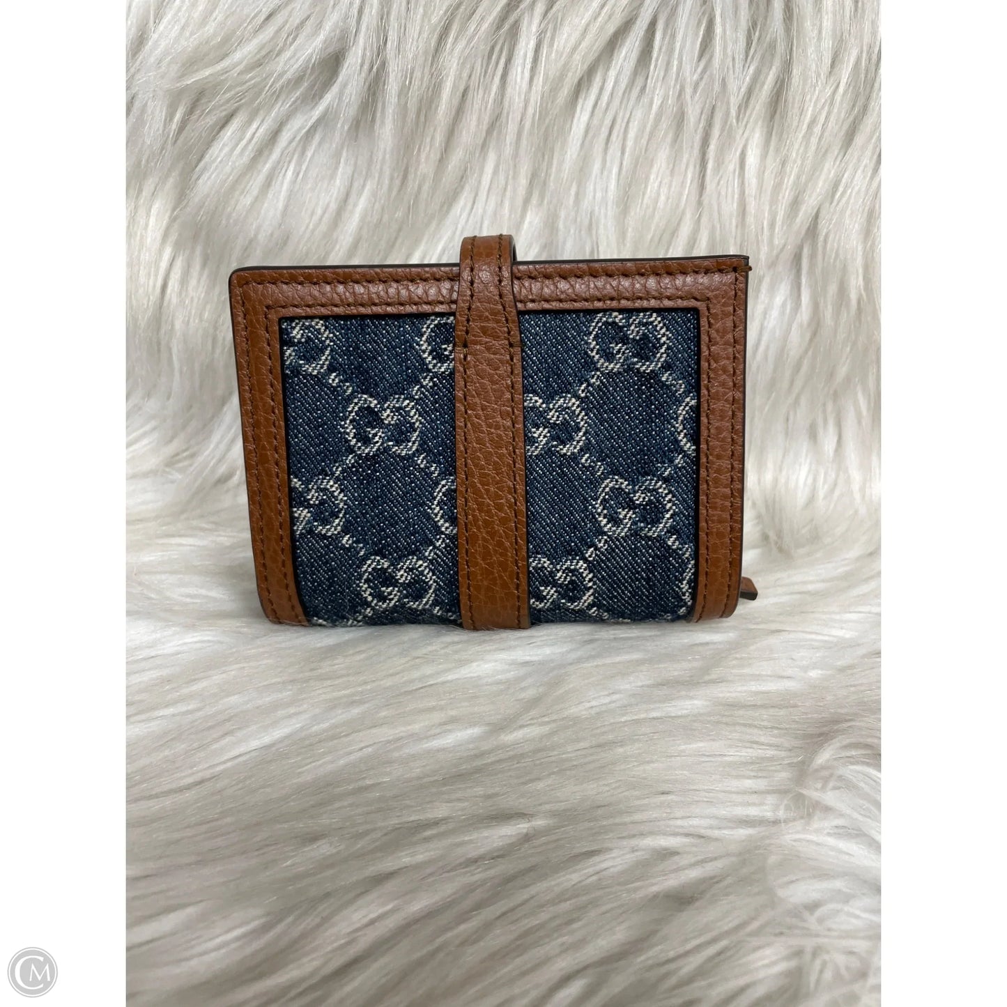 Wallet Luxury Designer By Gucci, Size: Small