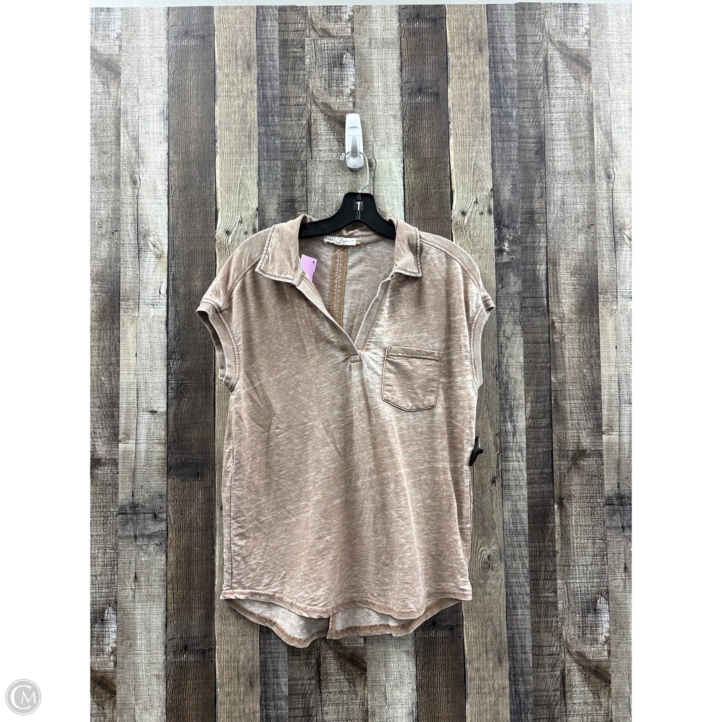 Top Short Sleeve By Jane And Delancey In Tan, Size: M